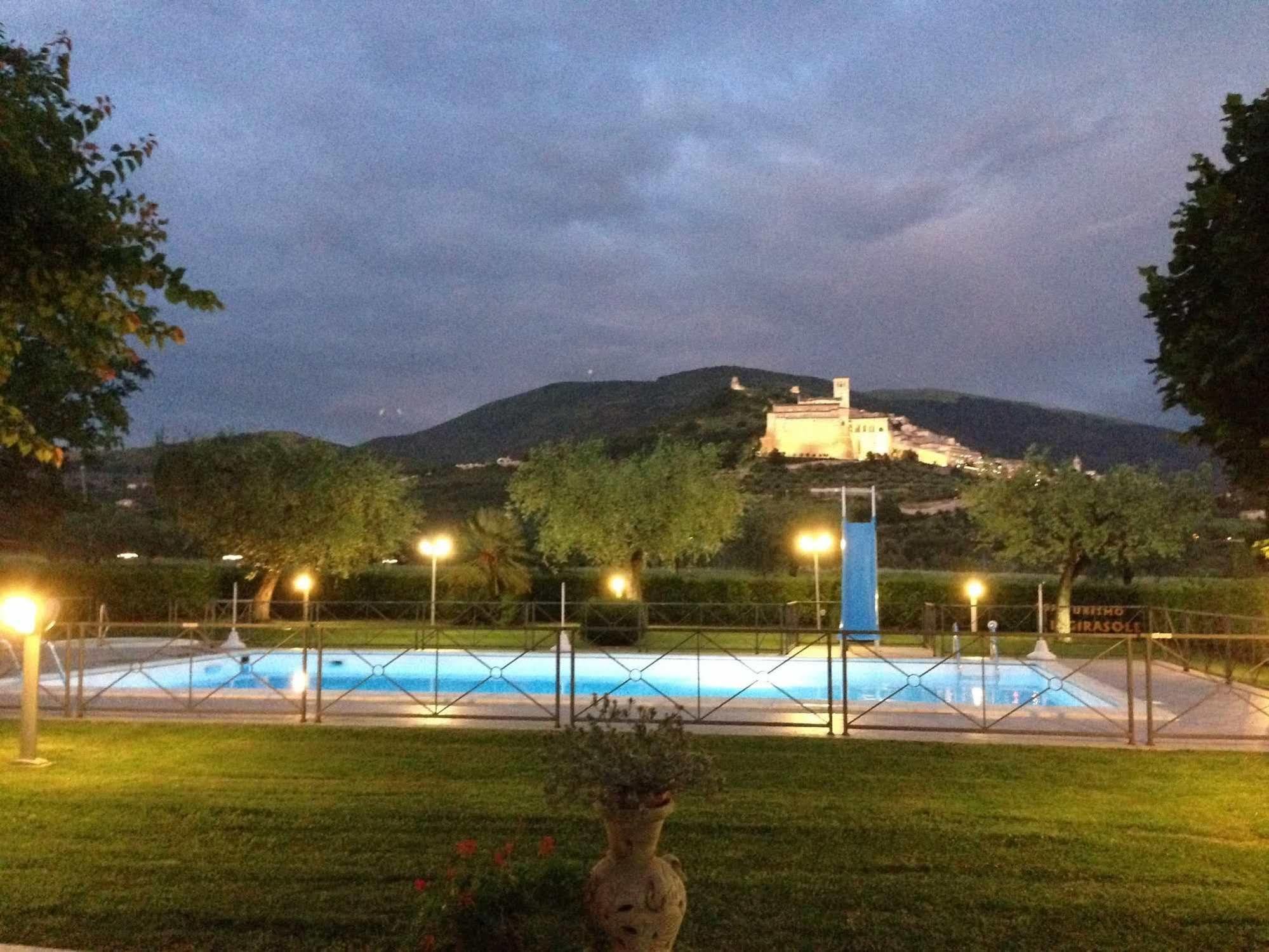 Agriturismo Il Girasole Assisi Exterior photo