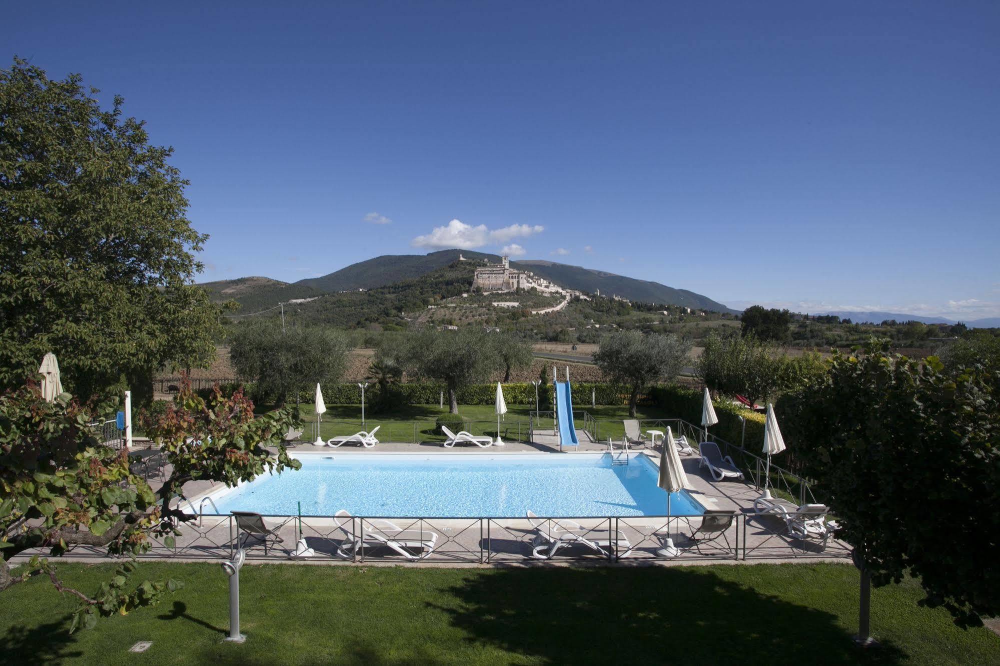 Agriturismo Il Girasole Assisi Exterior photo